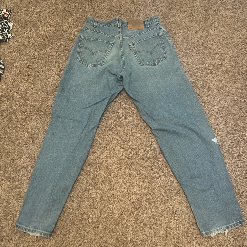 560 Levi’s - Picture 2 of 6